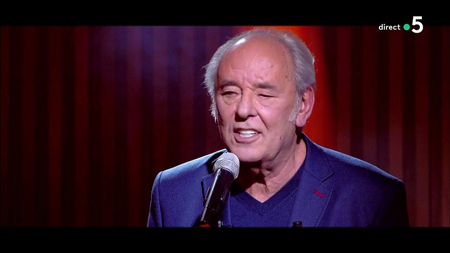 Le live : Maxime Le Forestier chante Brassens « La maîtresse d’école » - C à Vous - 18/03/2021
