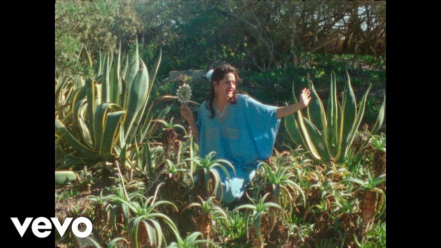Gabi Hartmann - Salinda, la fille aux yeux de sel (Clip officiel)