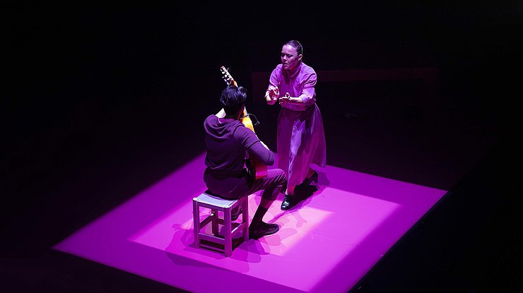 ROCÍO MOLINA & YERAI CORTÉS - FOTOGRAFÍA PACO LOBATO ROCÍO MOLINA & YERAI CORTÉS - FOTOGRAFÍA PACO LOBATO