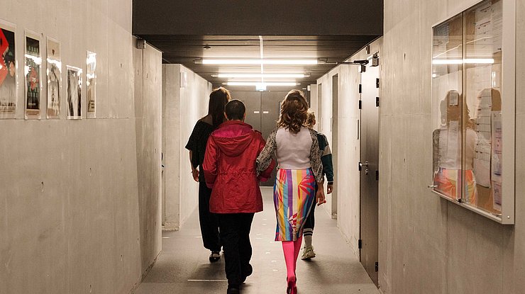 L'injustice des Rêves, compagnie Salut Martine, mise en scène Vincent Menjou-Cortès.
Photographies réalisées par Arthur Crestani à la Meca, Bordeaux, les 16 et 17 décembre 2020.