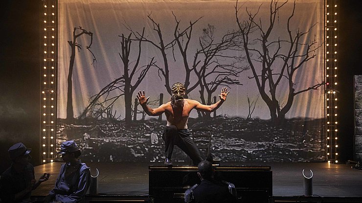 ©Christophe Raynaud