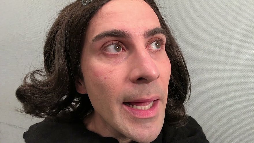 Thomas joue ses perruques - le spectacle - Bande Annonce