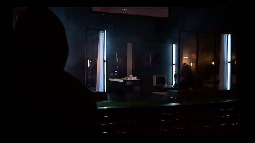 L'HOMME QUI TOMBE / Teaser