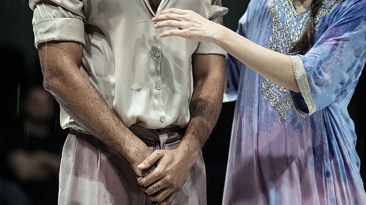 AHOUVI (Yuval Rozman) le 27 février 2023 au Phénix Valenciennes
Ecriture et mise en scène: Yuval Rozman, 
avec : Stéphanie Aflalo, Roxanne Roux, Gaël Sall, Yova en alternance avec Epops (le chien).
Photographie : FREDERIC IOVINO